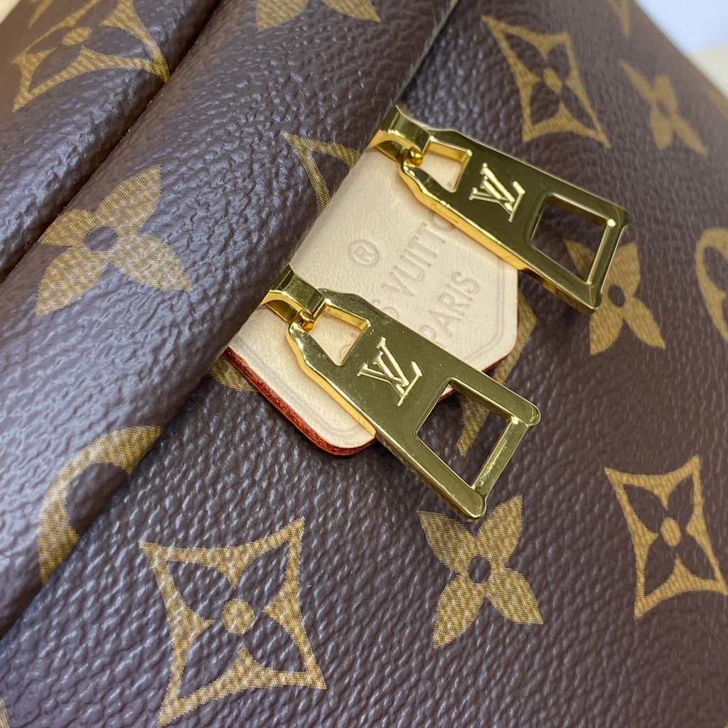 Louis Vuitton Bumbag / Waist Bag