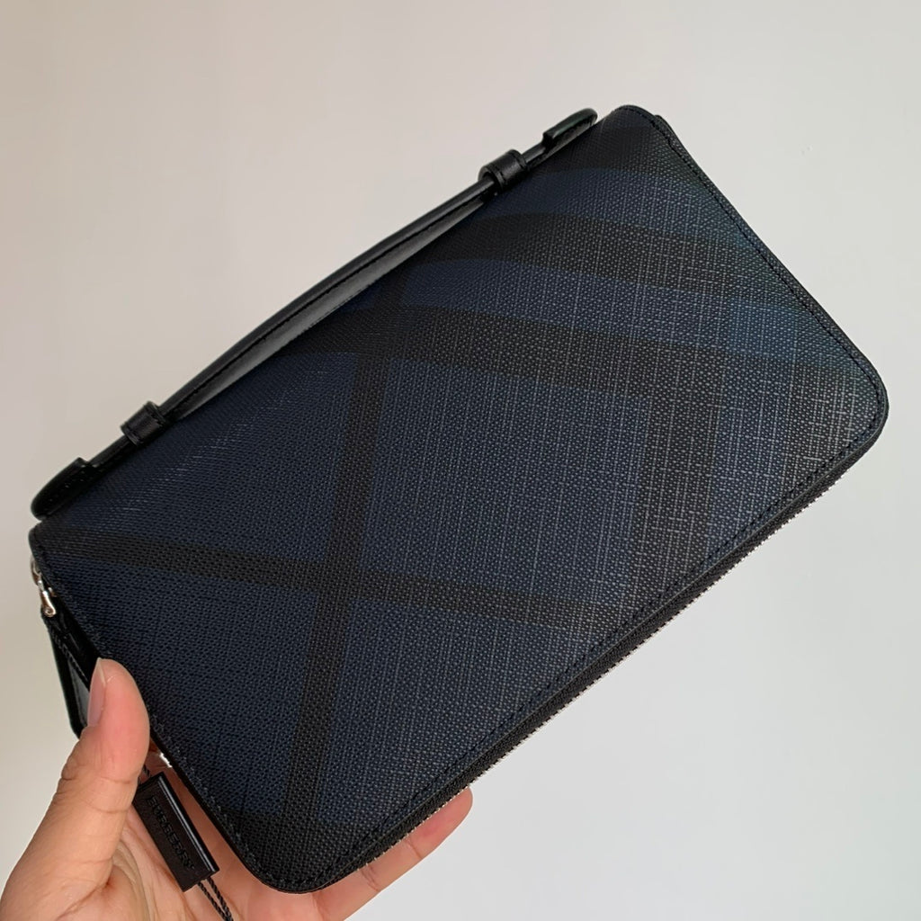 Burberry Men’s Hand Pouch