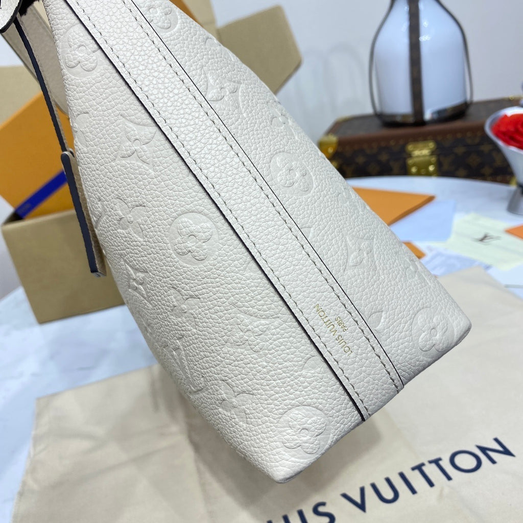 Louis Vuitton Sac Sport Handbag