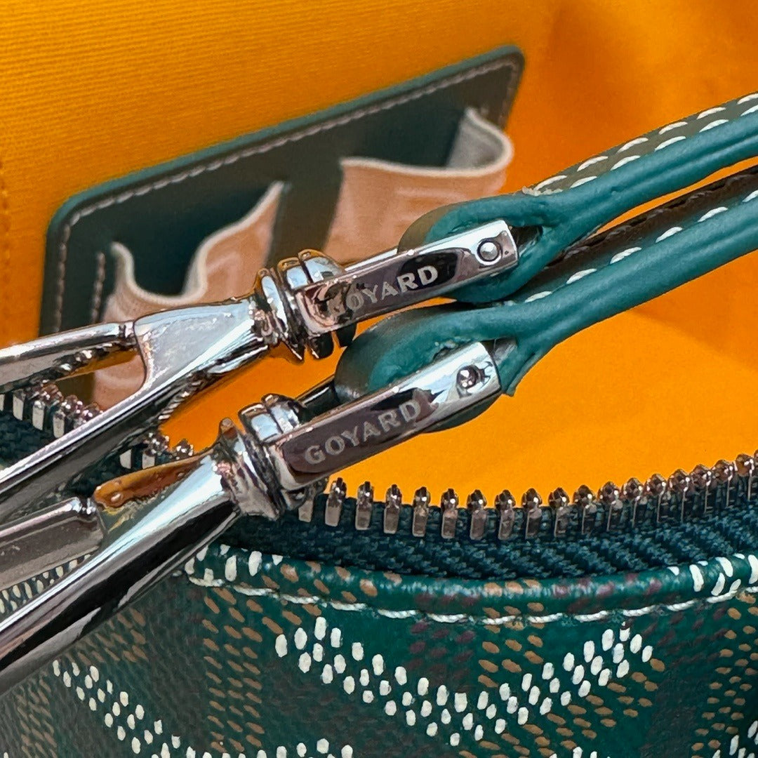 Goyard Cosmetic Crossbody Hand Carry Bag