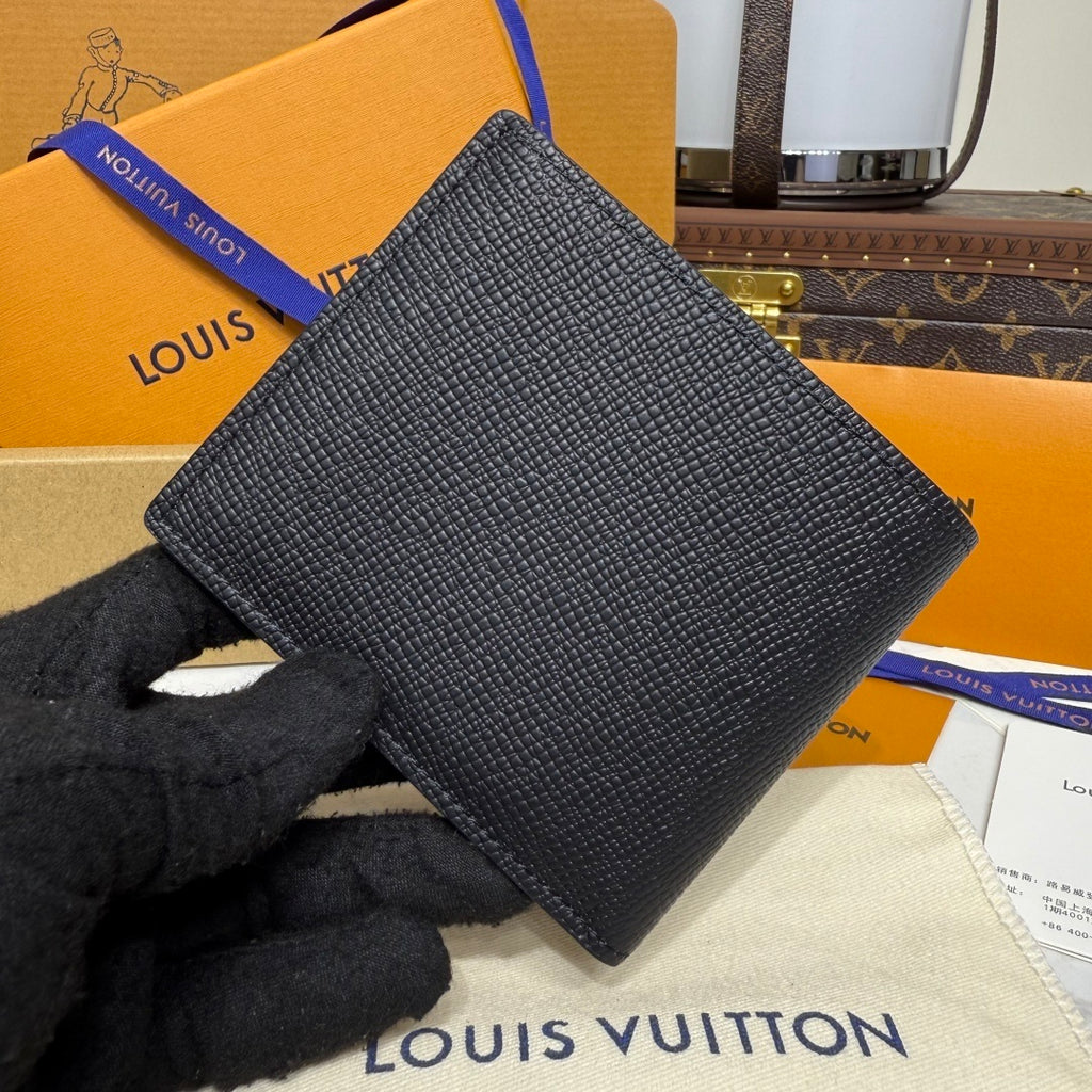 Louis Vuitton Amerigo Wallet