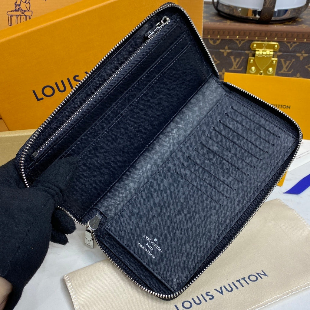 Louis Vuitton Wallet Set Grey Monogram