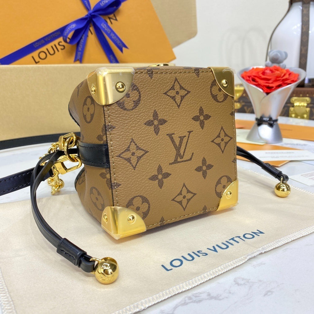 Louis Vuitton Noé Purse Handbag