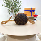Louis Vuitton Boîte Chapeau Souple Handbag
