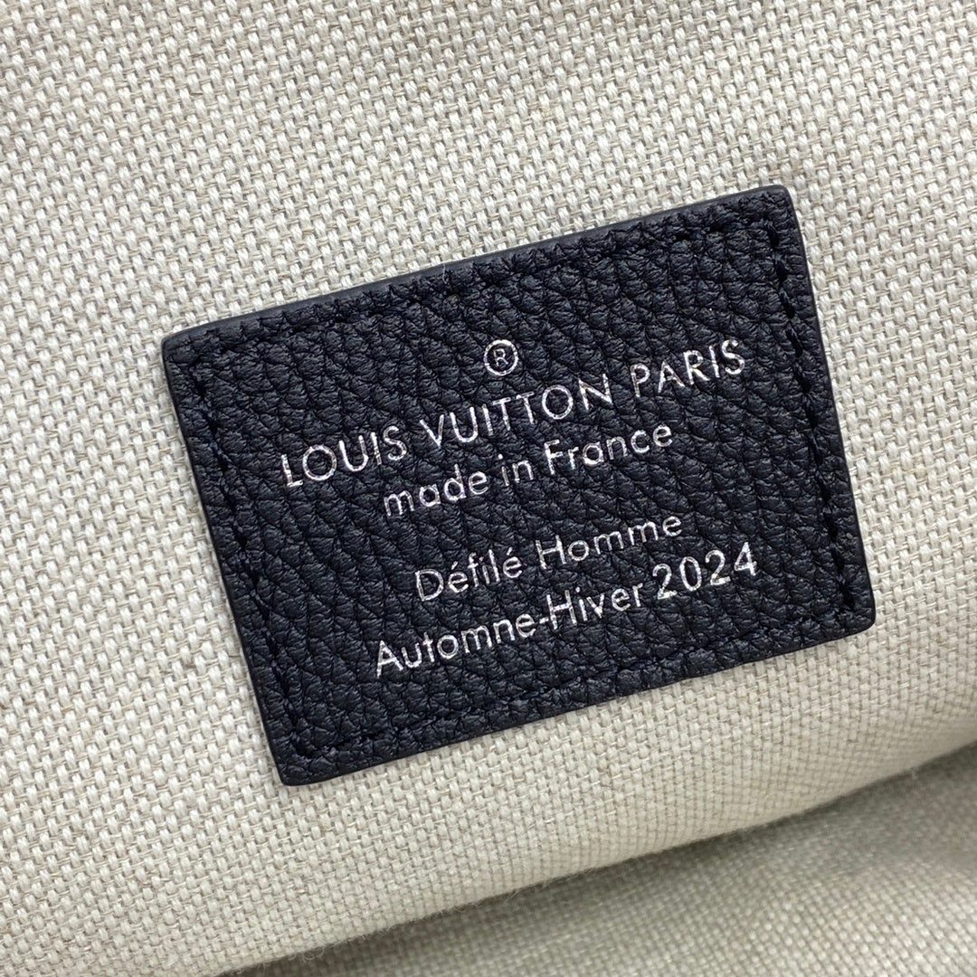 Louis Vuitton Pharrell Williams Steamer 15