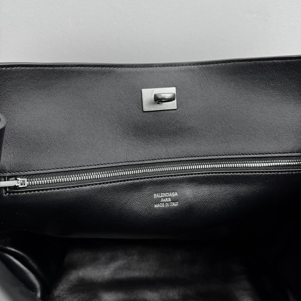 Balenciaga Rodeo Shoulder Tote Large