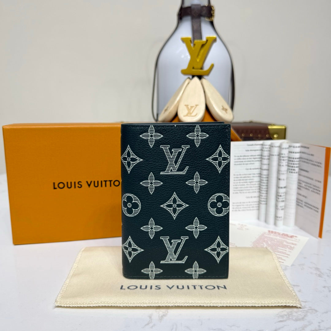 Louis Vuitton Multiple Wallet