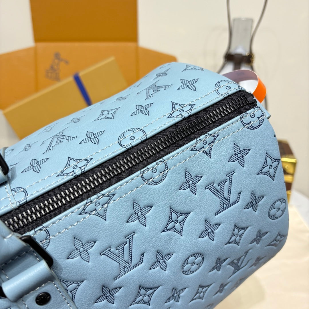 Louis Vuitton Keepall Bandoulière 50 Shadow Leather