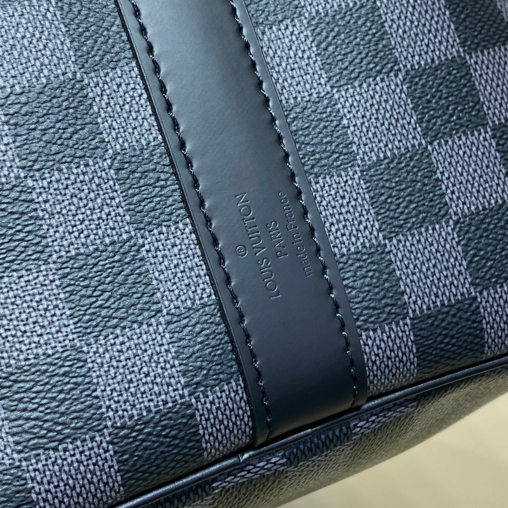 Louis Vuitton Keepall Bandoulière 50 Travel Bag