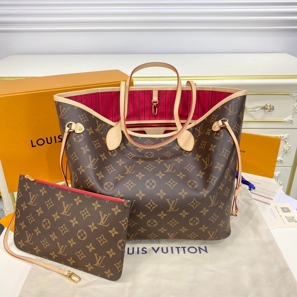 Louis Vuitton Neverfull Handbag