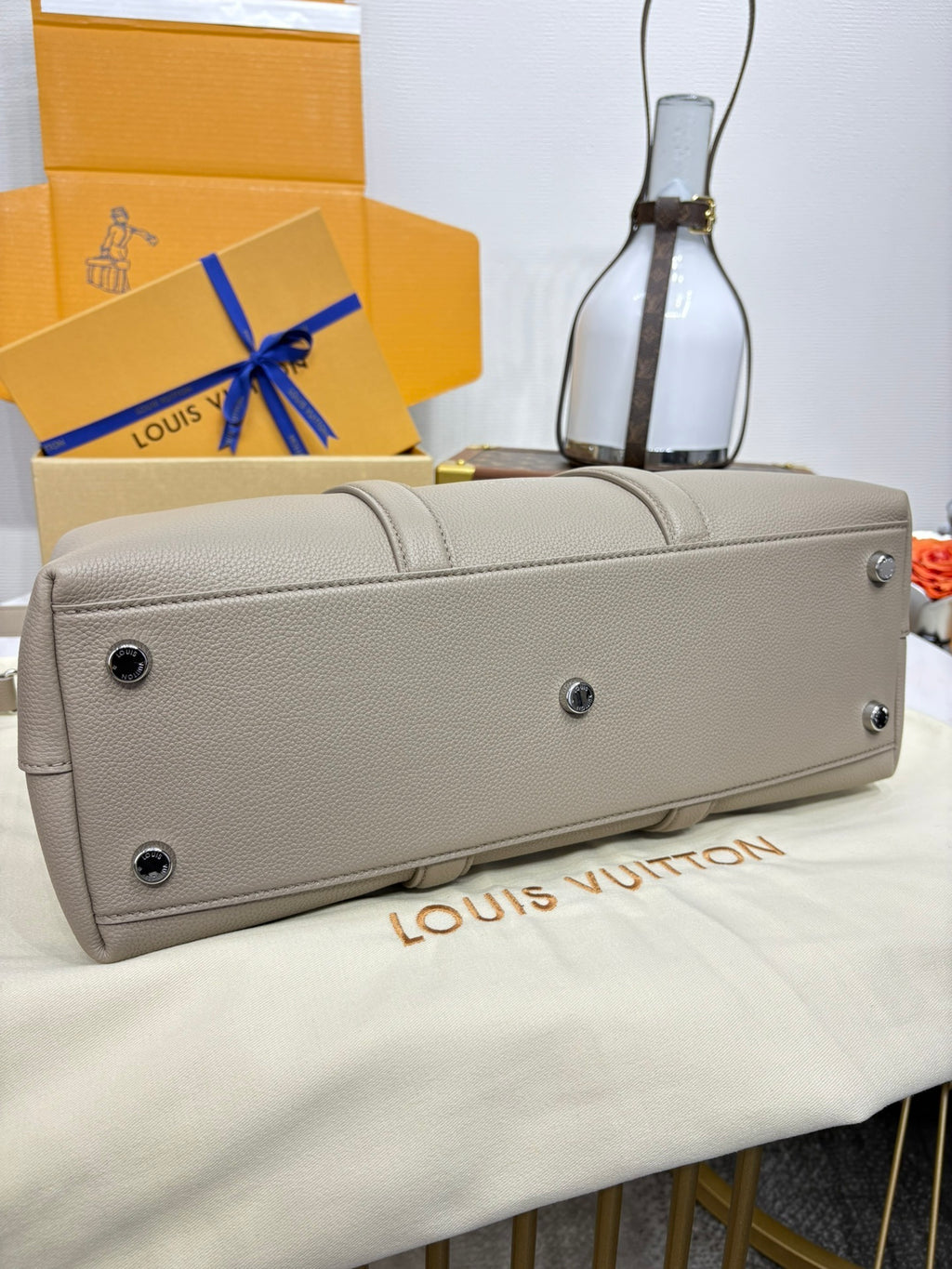 Louis Vuitton Georges Tote Medium