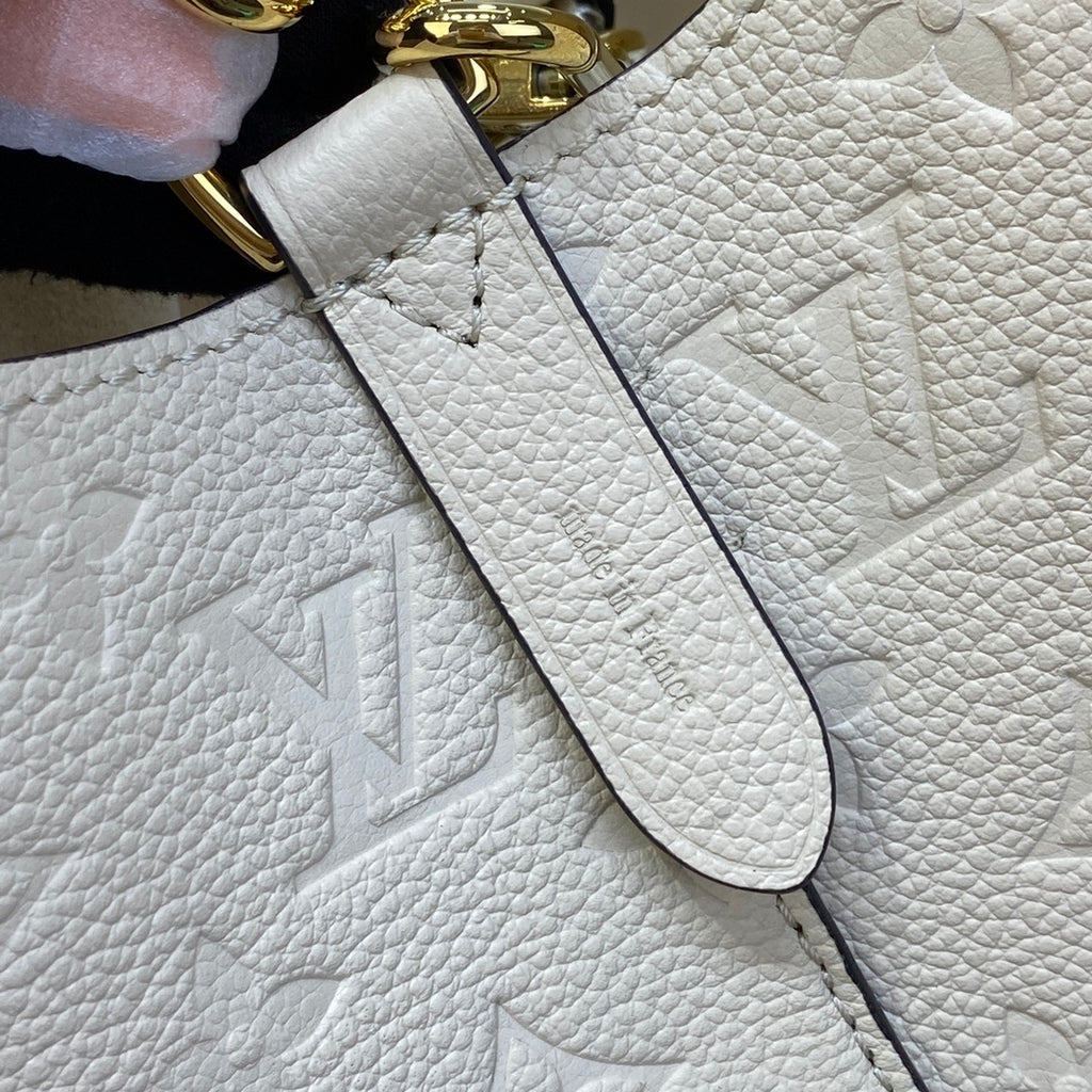 Louis Vuitton NéoNoé Medium Bucket Bag