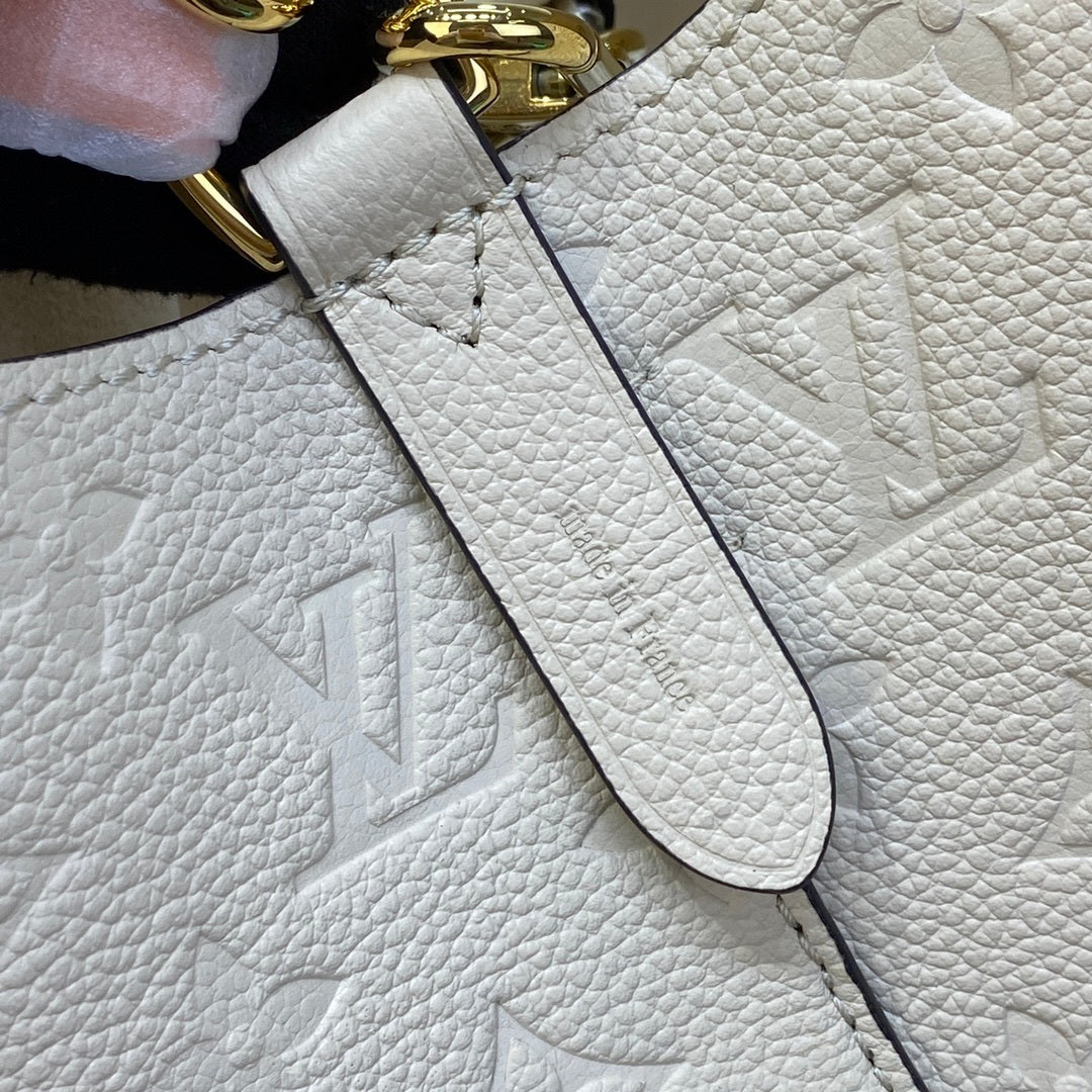 Louis Vuitton NéoNoé Medium Bucket Bag