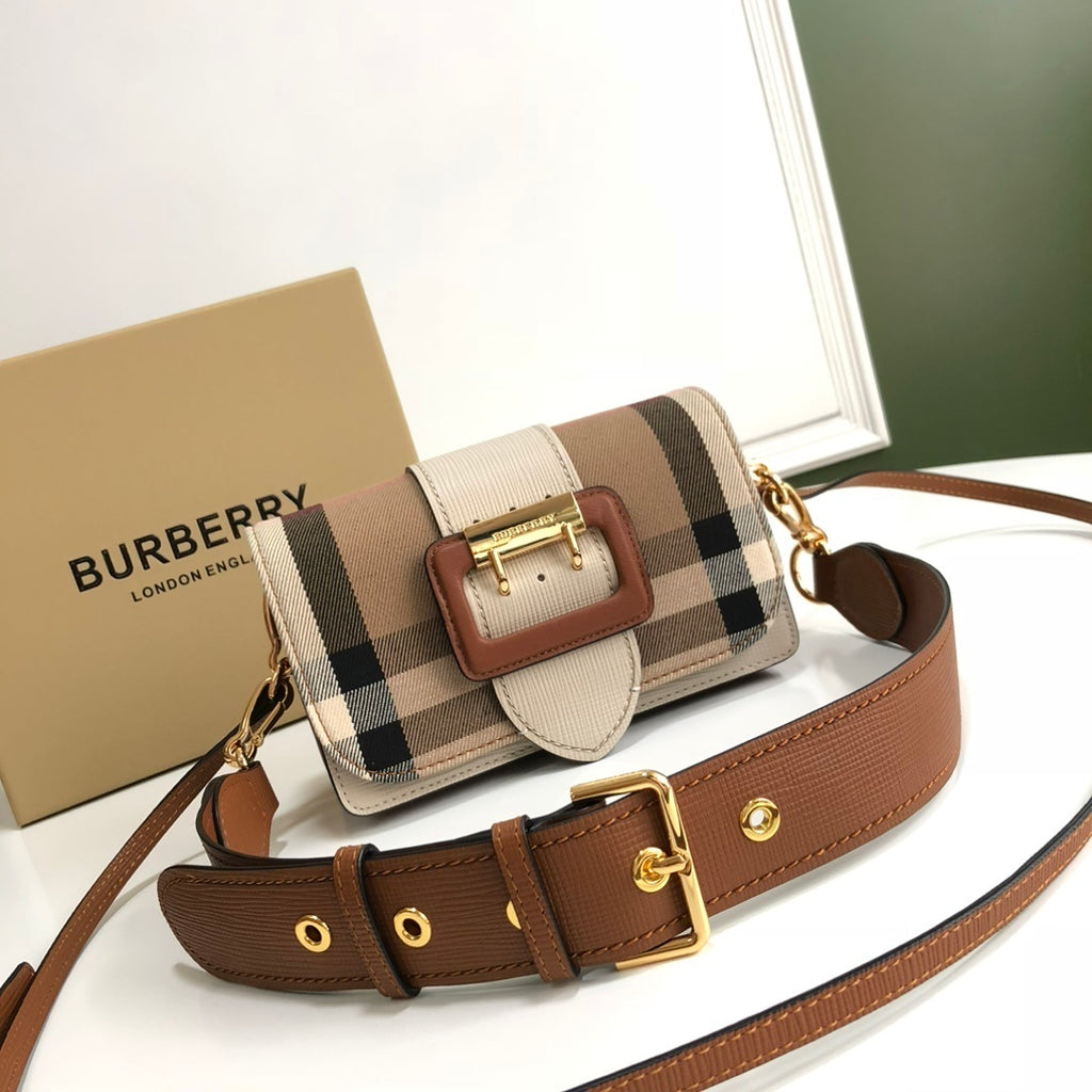 Burberry The Buckle Bag (Small)