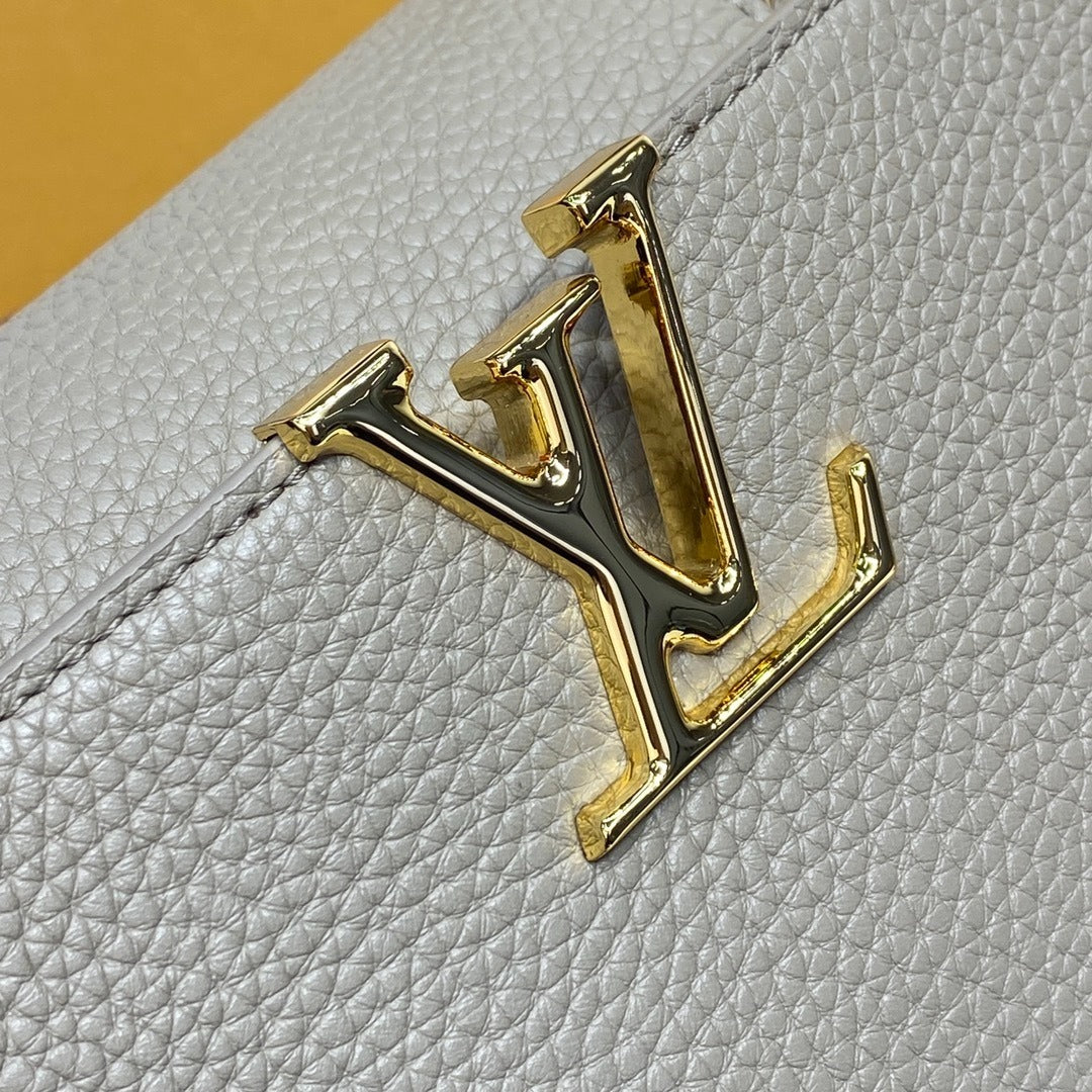 Louis Vuitton Capucines BB Handbag