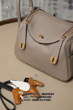 Hermès Lindy Mini 19