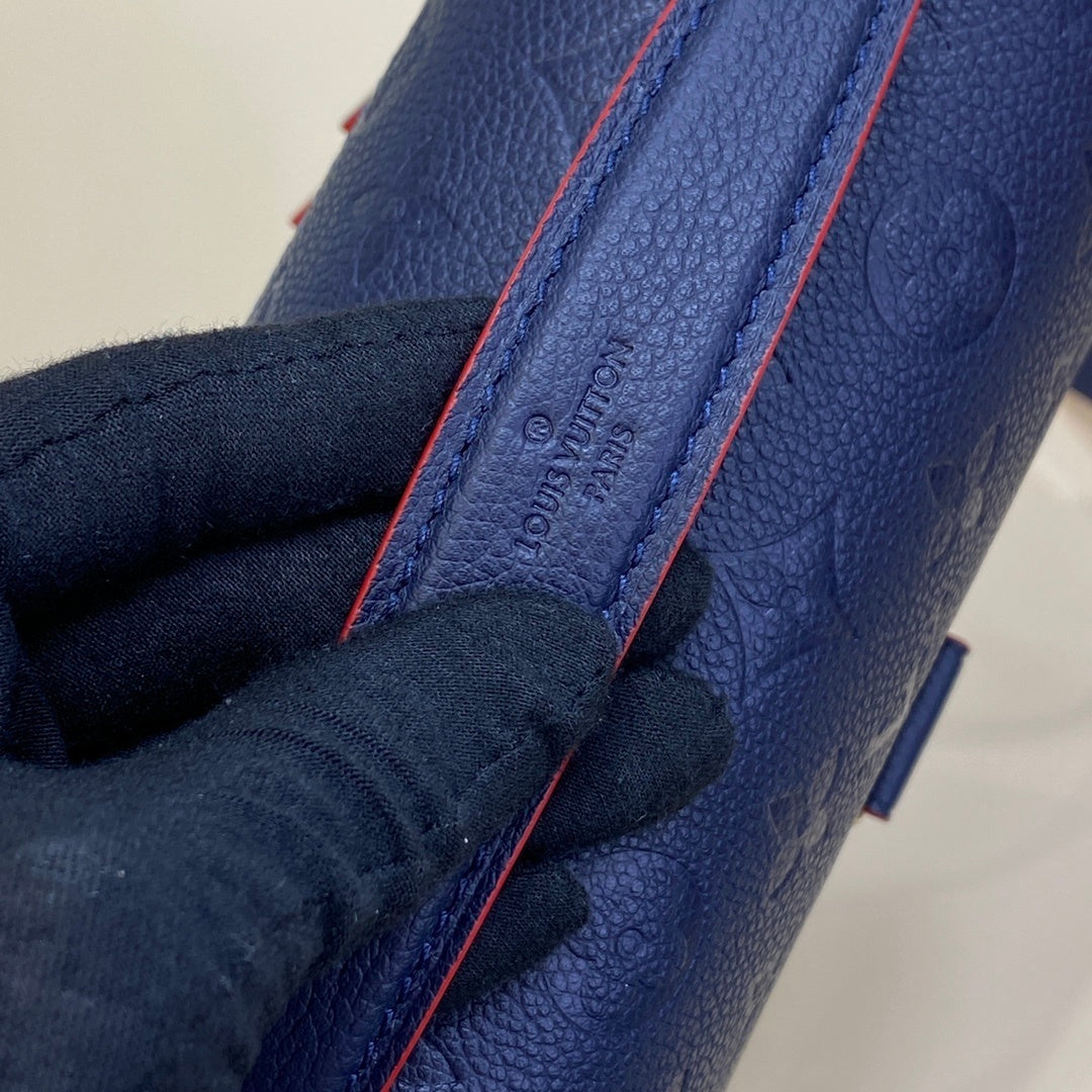 Louis Vuitton Full-Leather Messenger Bag
