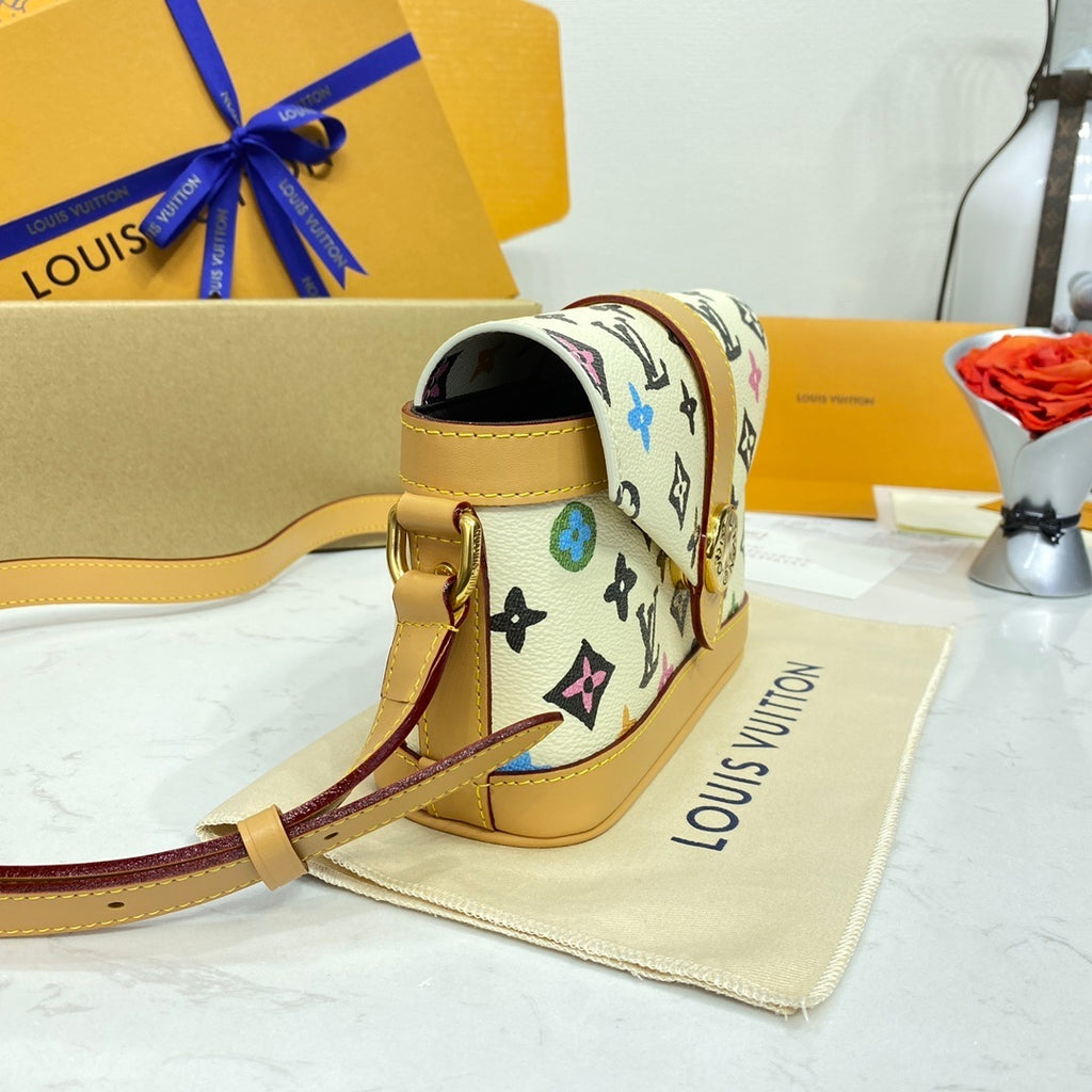 Louis Vuitton Cruiser Envelope Bag