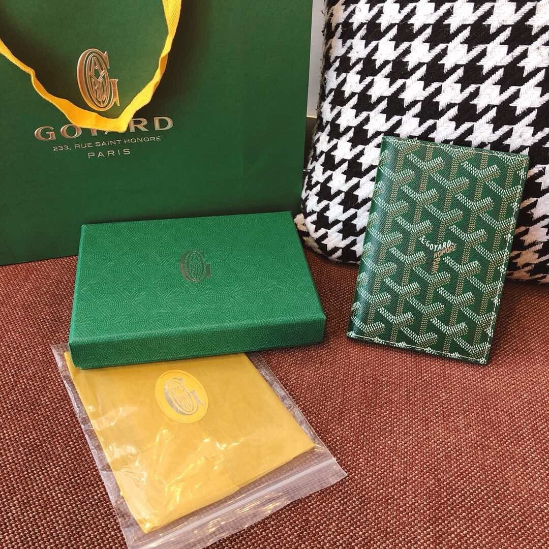 Goyard Passport Holder