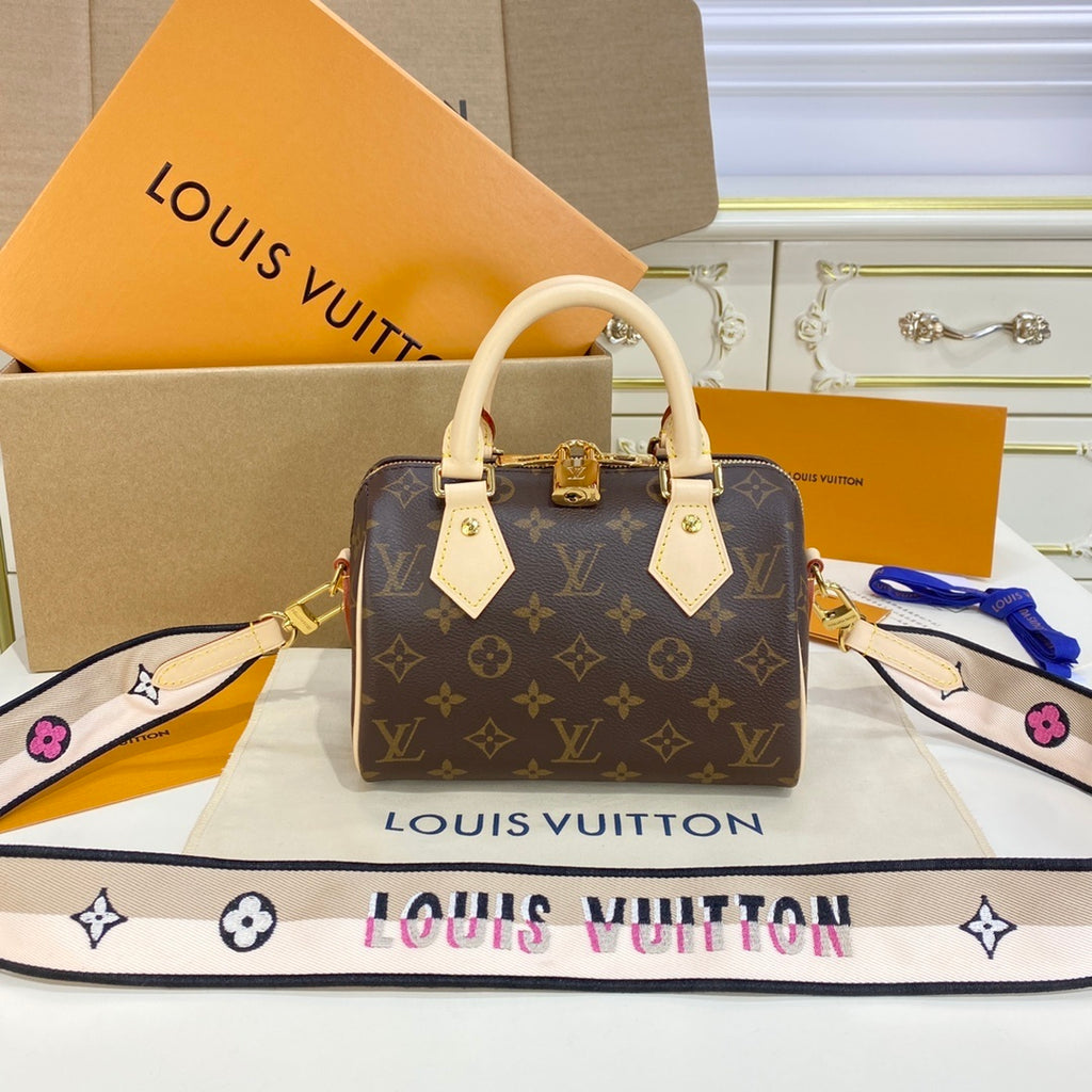 Louis Vuitton Monogram Shoulder Handbag
