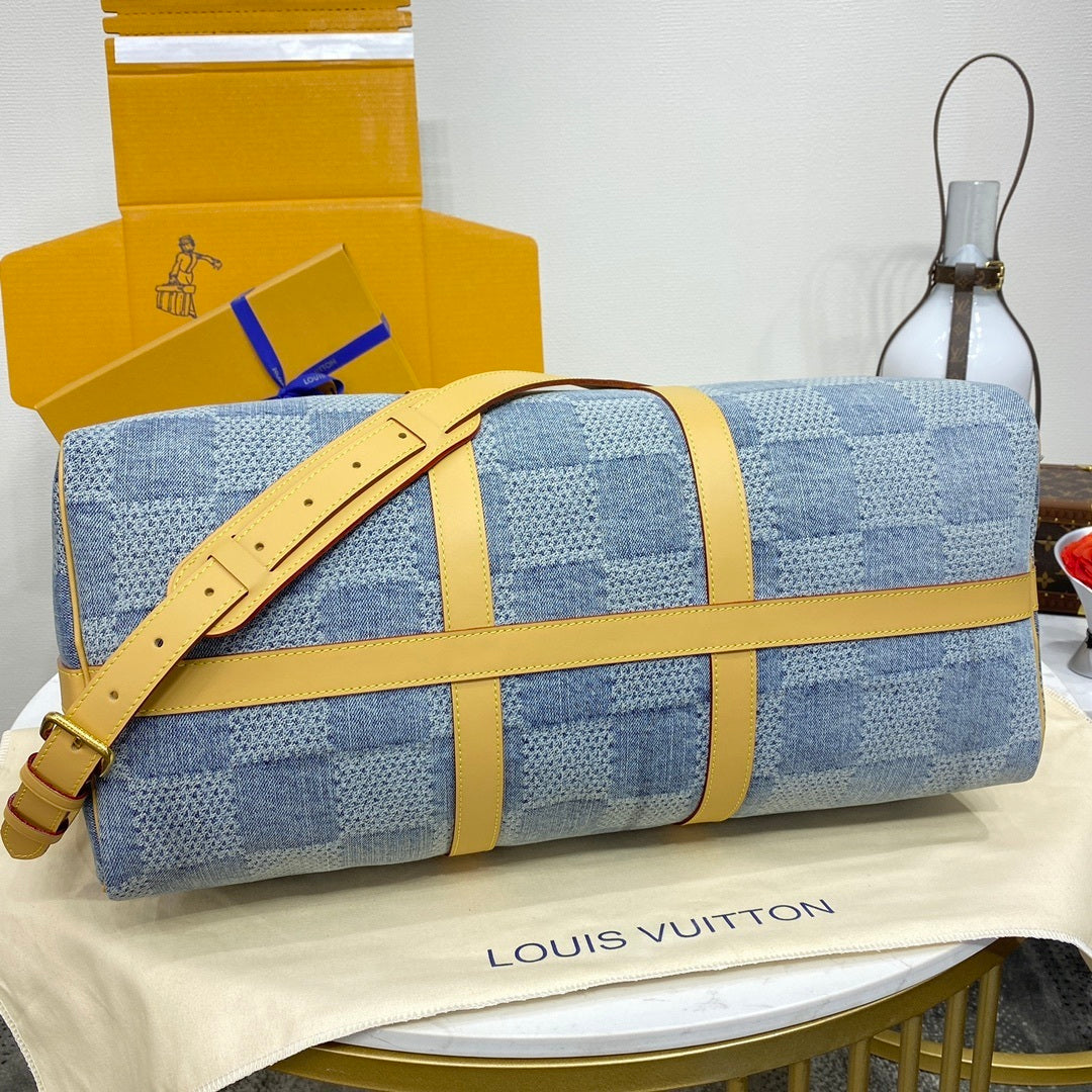 Louis Vuitton Keepall Bandoulière 50 Travel Bag