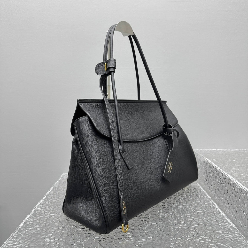 Balenciaga Carrie Carry All Handbag