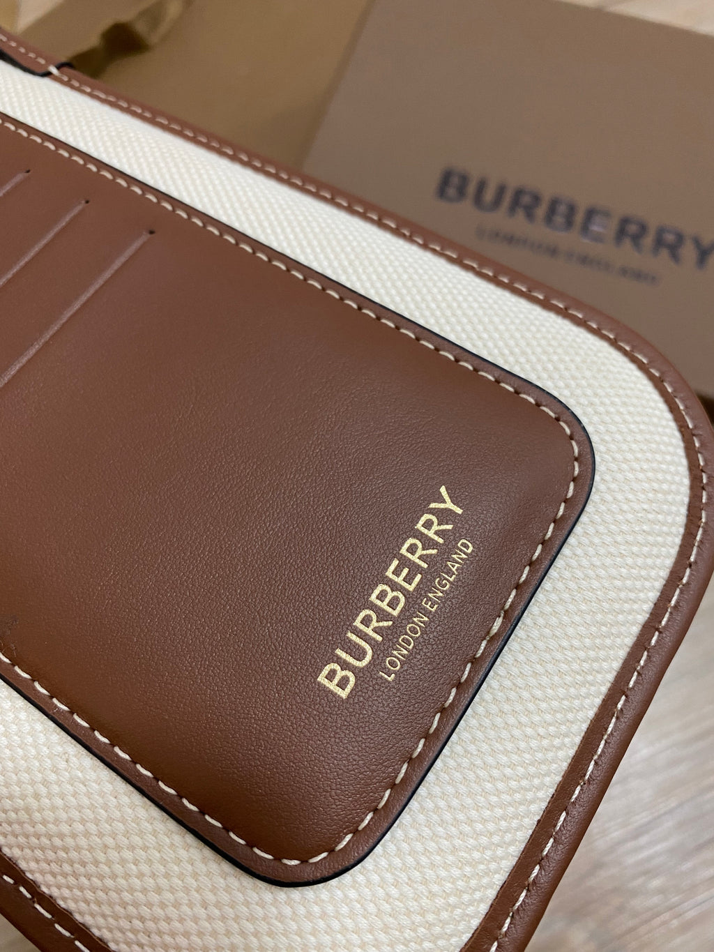 Burberry Phone Pouch