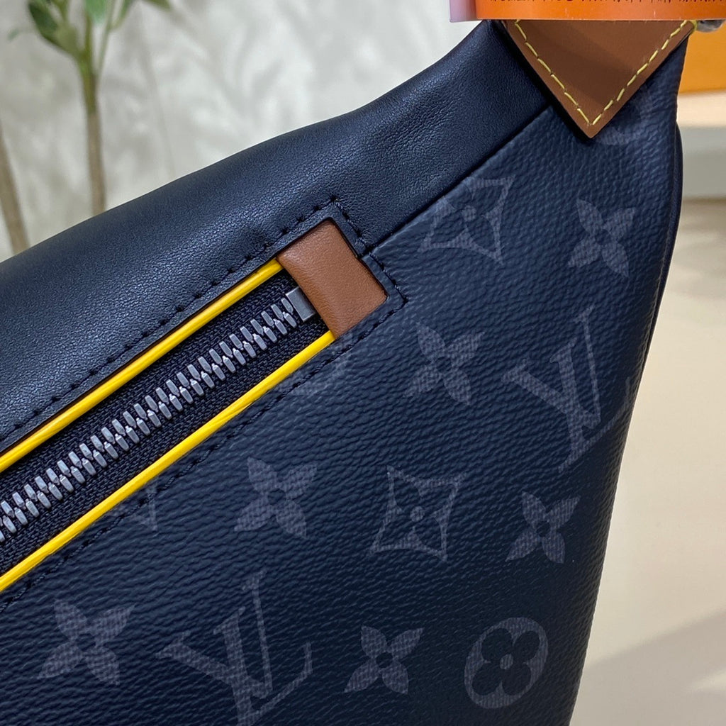 Louis Vuitton Discovery Bumbag (Gaston Labels)