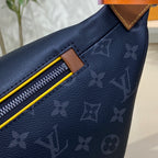 Louis Vuitton Discovery Bumbag (Gaston Labels)