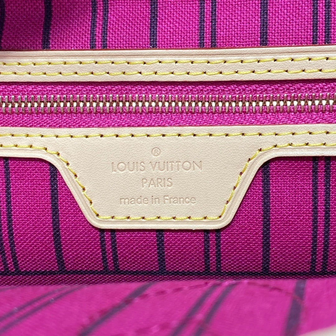 Louis Vuitton Neverfull Handbag Small