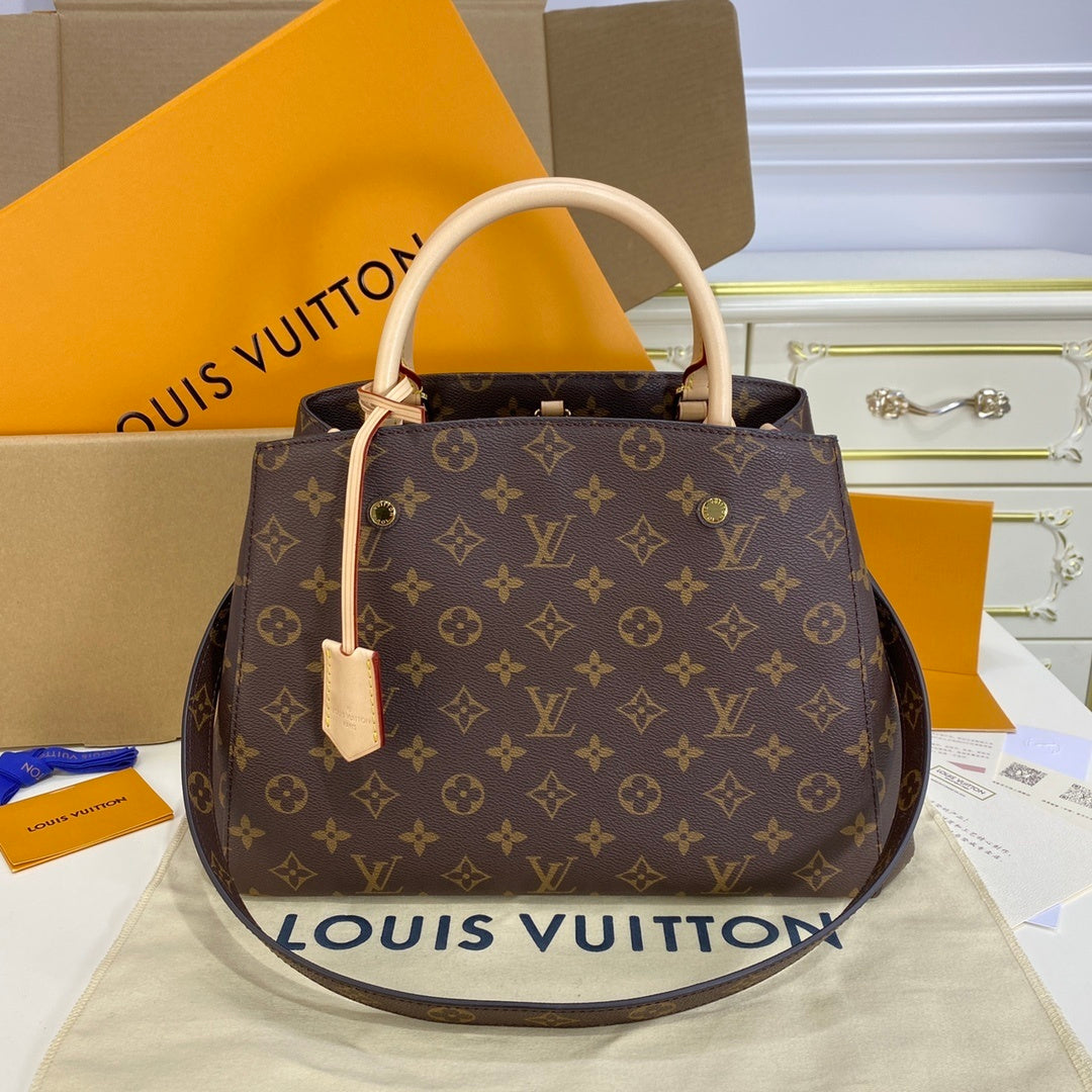 Louis Vuitton Montaigne MM Handbag