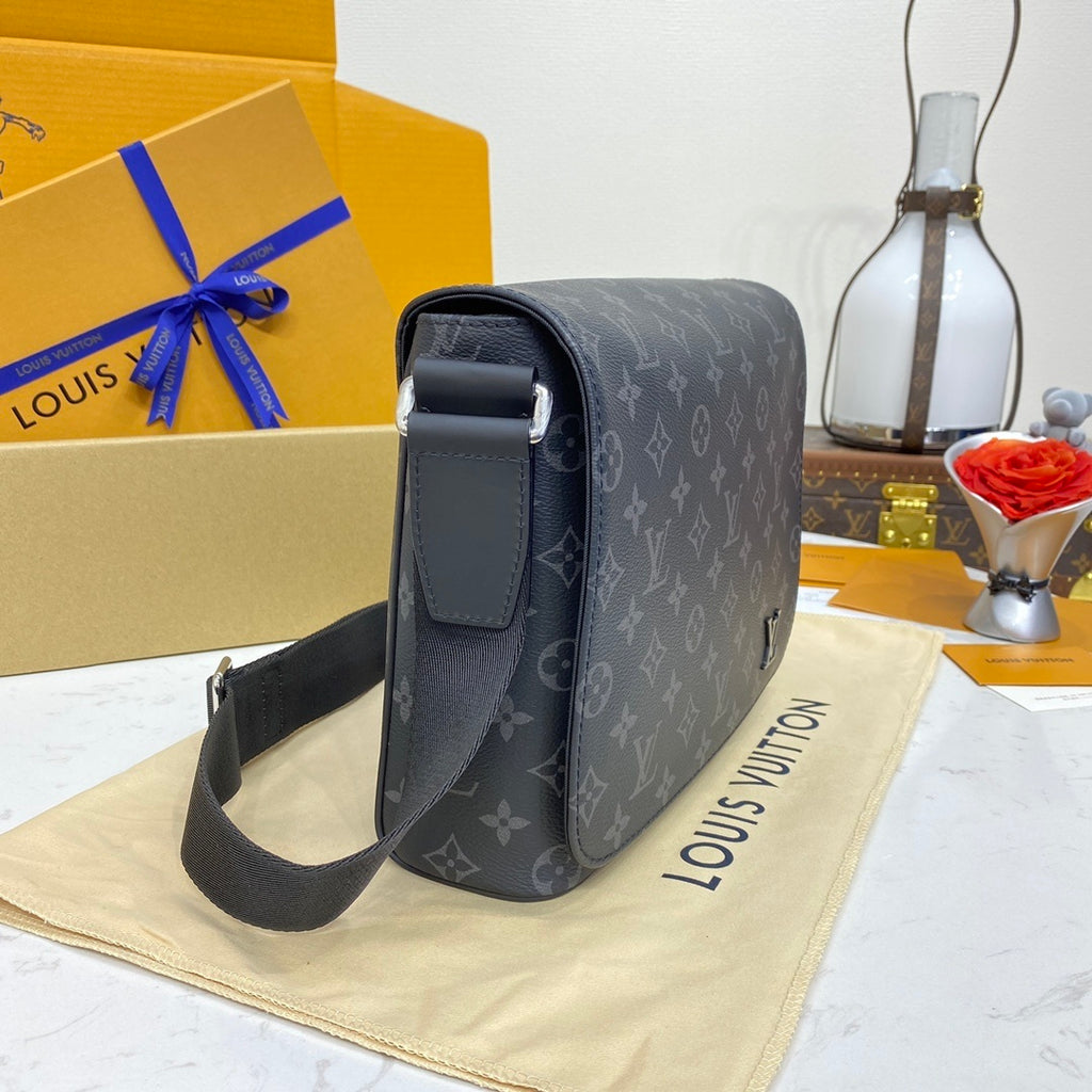 Louis Vuitton District Shoulder Bag