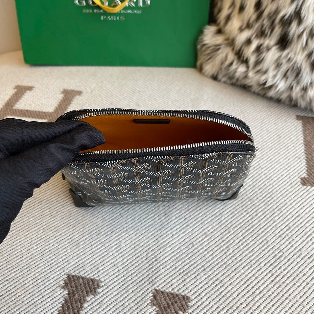 Goyard Vendôme Pouch