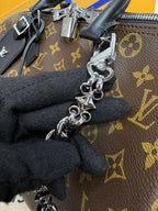 Louis Vuitton Speedy Soft 30 Dark