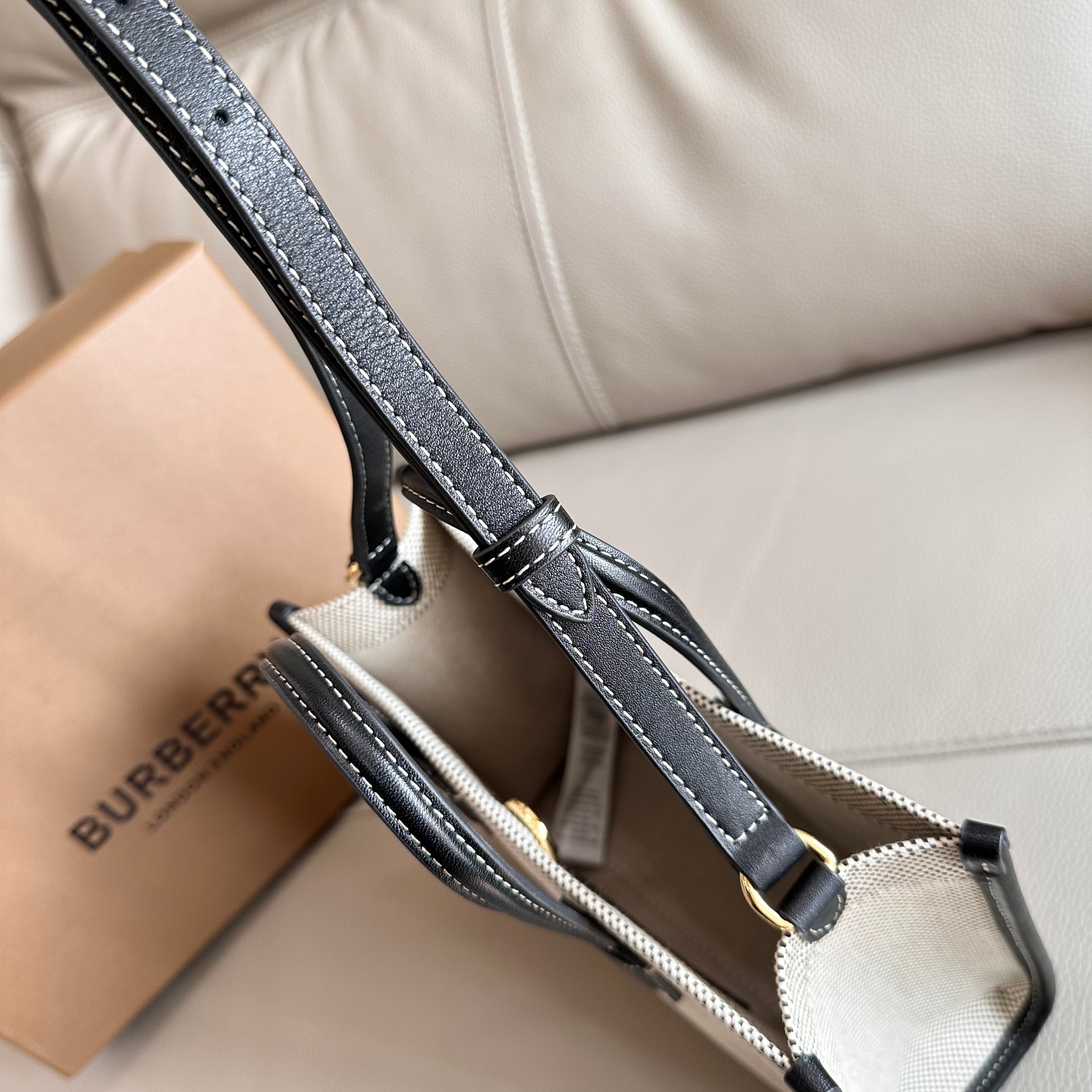 Burberry Freya Bag