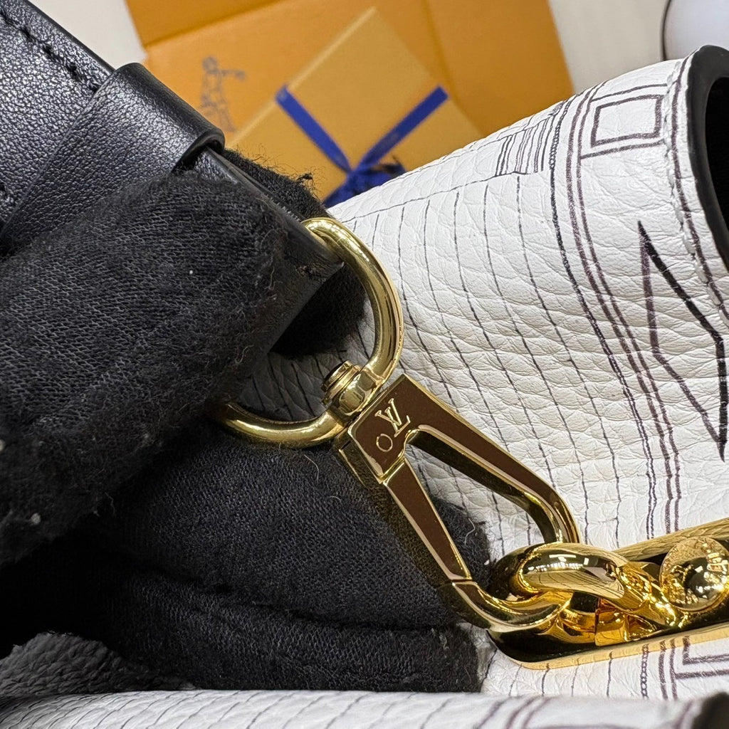 Louis Vuitton Capucines Architettura Handbag Medium