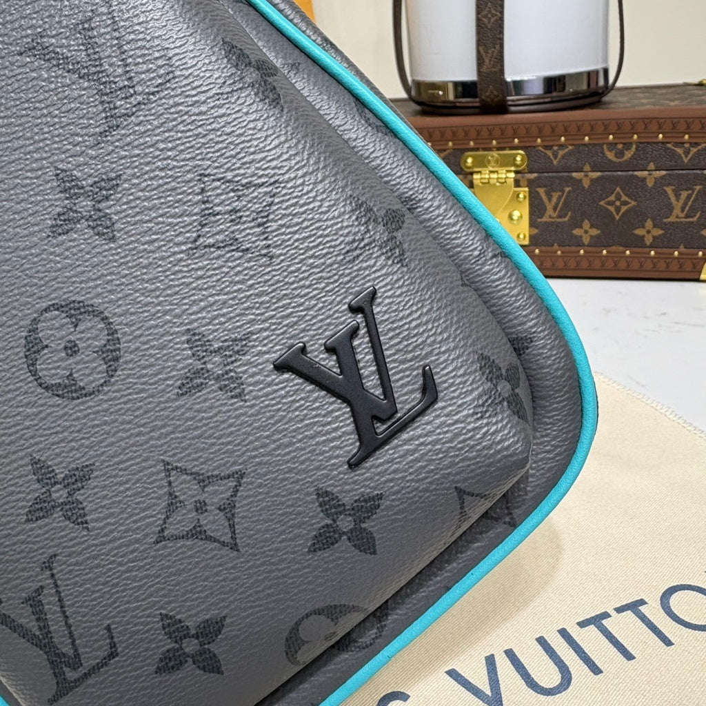 Louis Vuitton Avenue Small Sling Bag