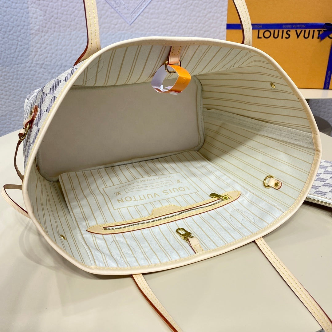 Louis Vuitton Neverfull MM Tote Bag