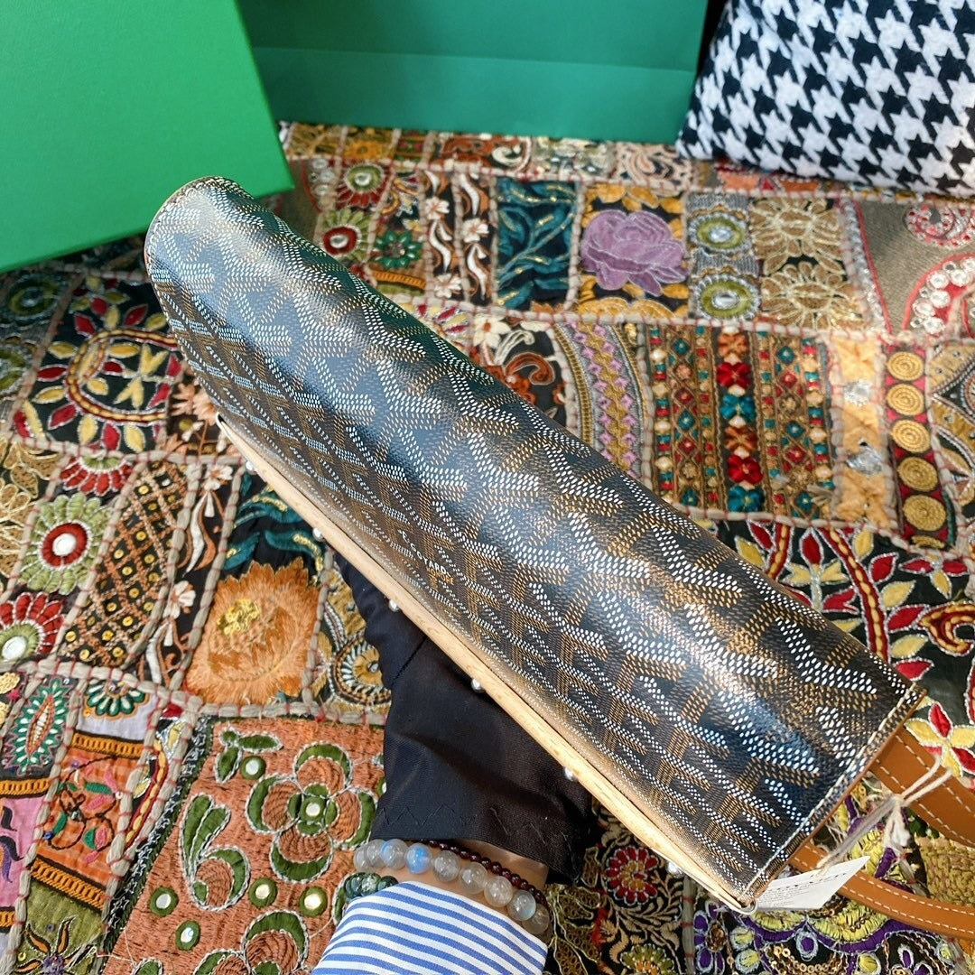 Goyard Monte-Carlo Crossbody / Clutch