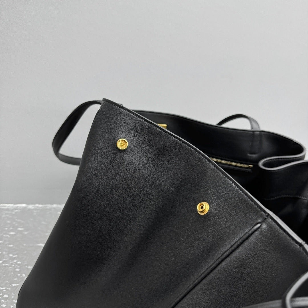 Balenciaga Rodeo Shoulder Tote Small