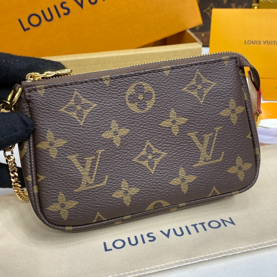 Louis Vuitton Mini Pochette