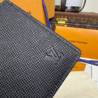 Louis Vuitton Amerigo Wallet
