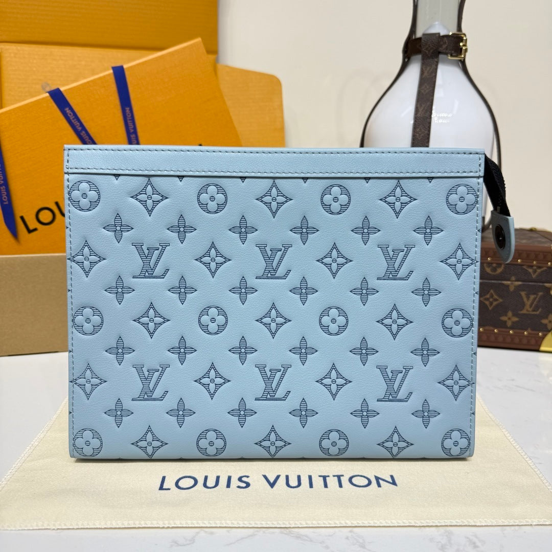 Louis Vuitton Pochette Voyage Medium