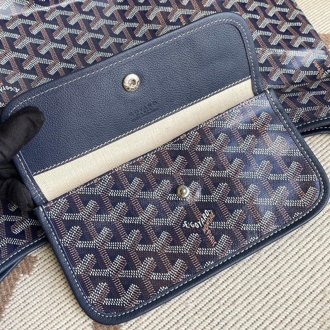 Goyard Boheme Hobo Shoulder Bag (Heart Edition)