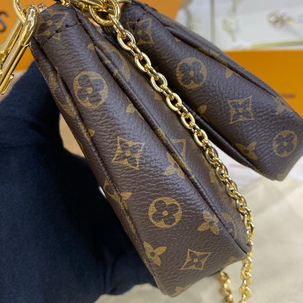 Louis Vuitton Favorite Three-Piece Set
