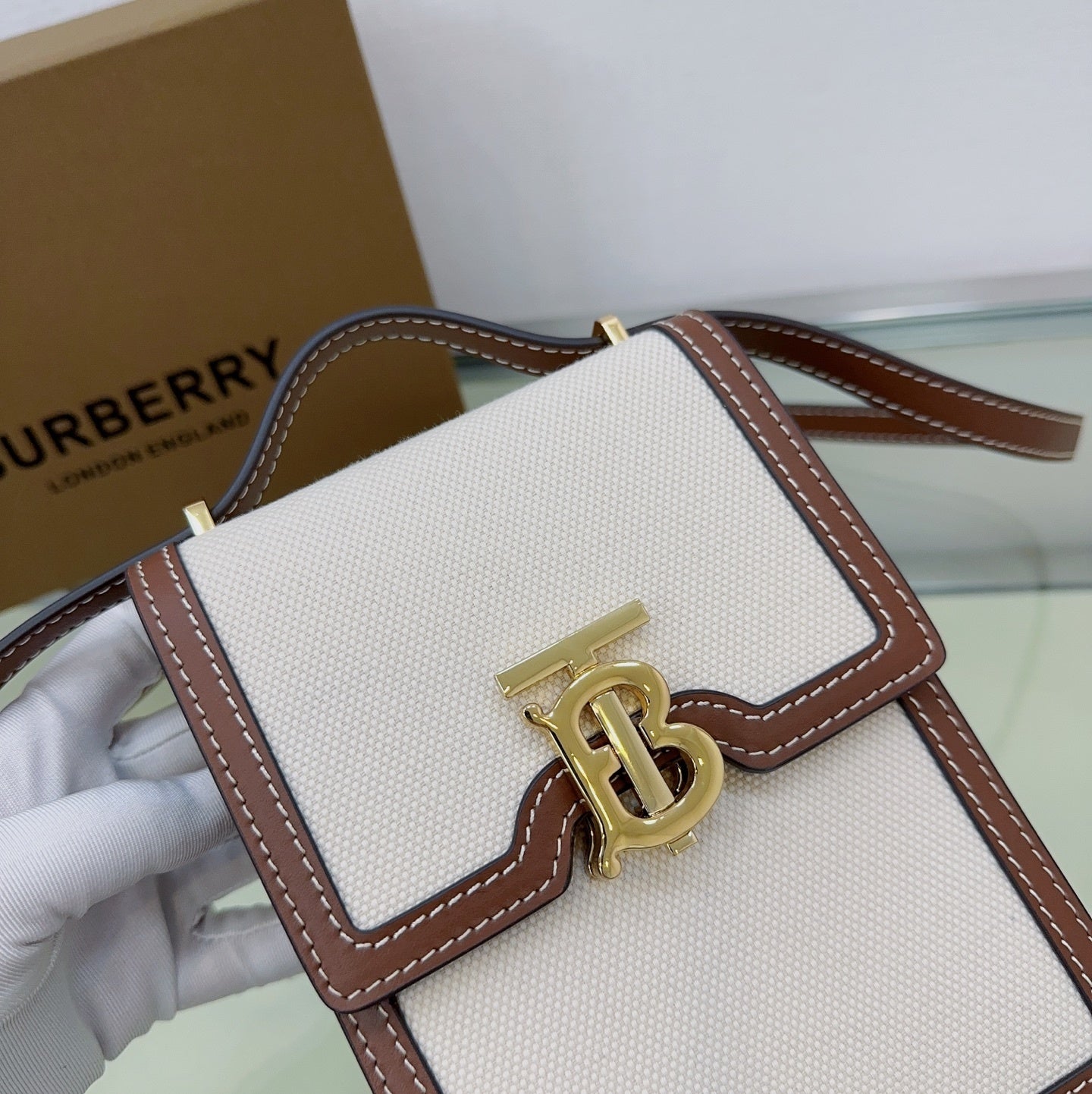 Burberry Robin Handbag