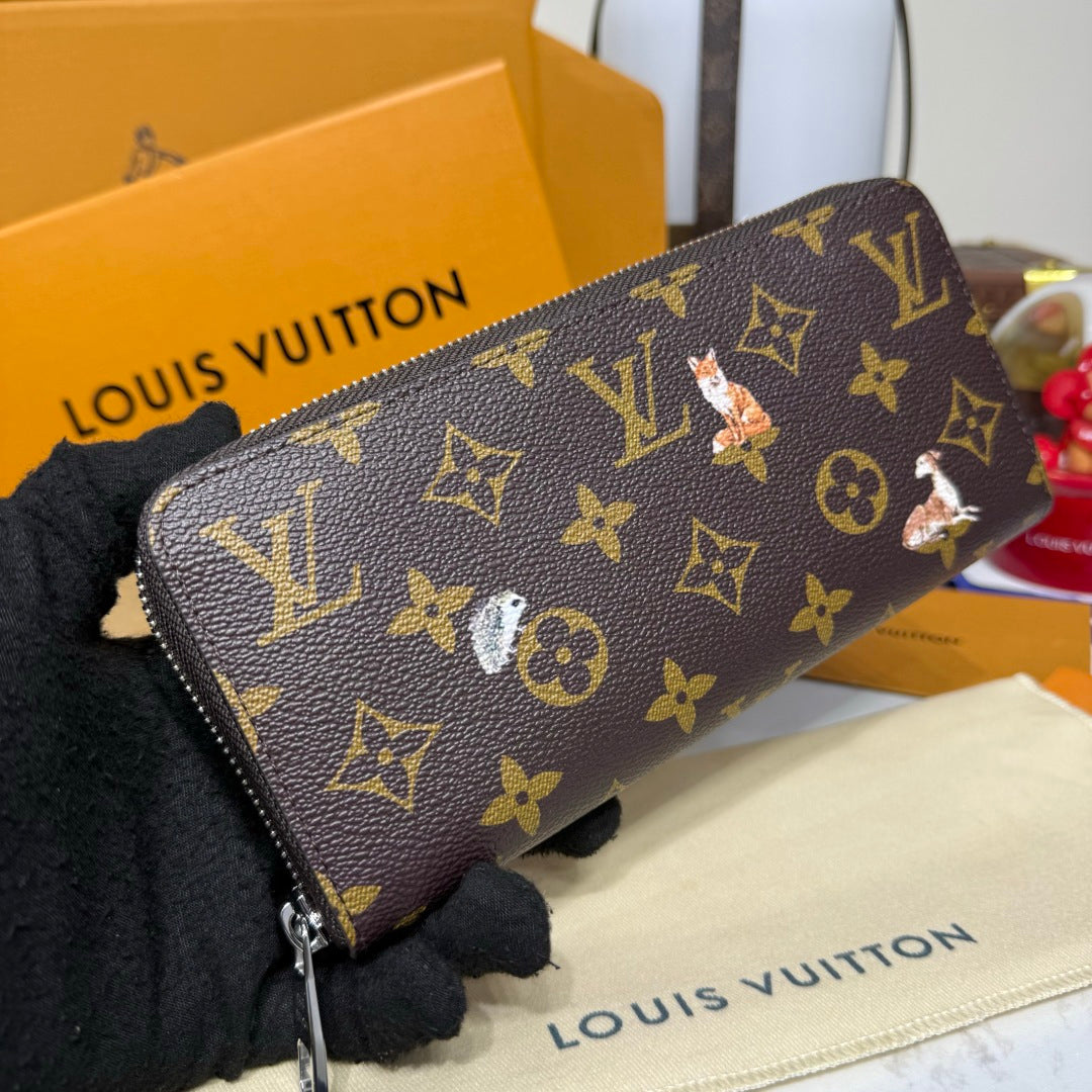 Louis Vuitton Zippy Horizontal Wallet