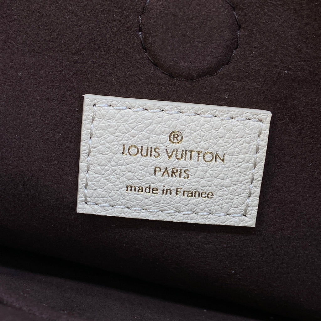 Louis Vuitton Opéra BB Handbag