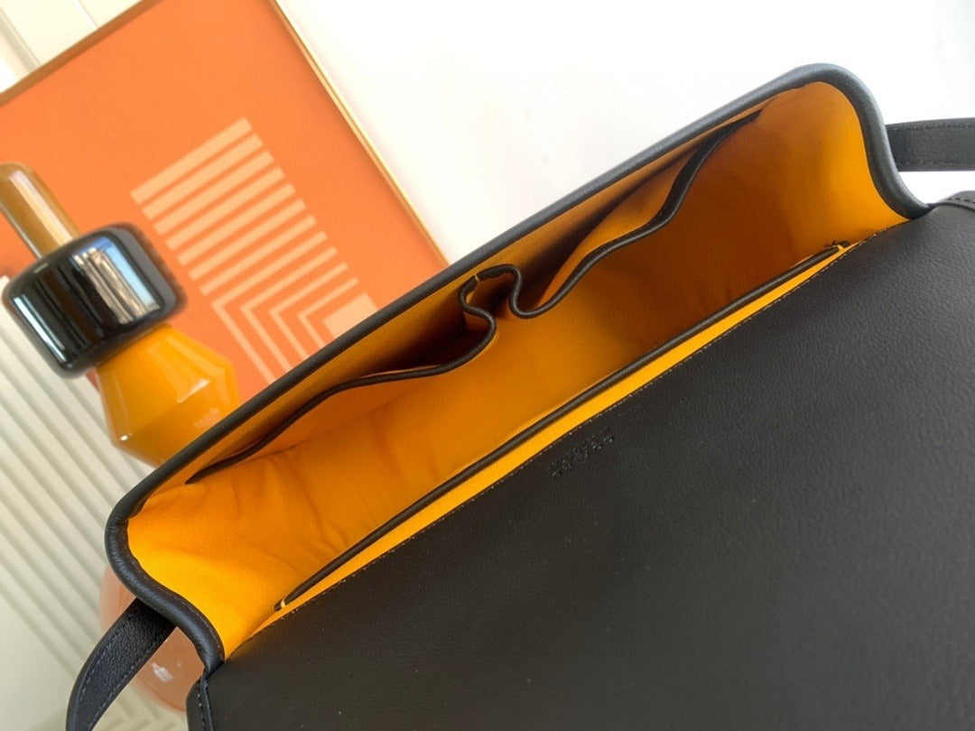 Goyard Belvedere Medium Messenger Bag