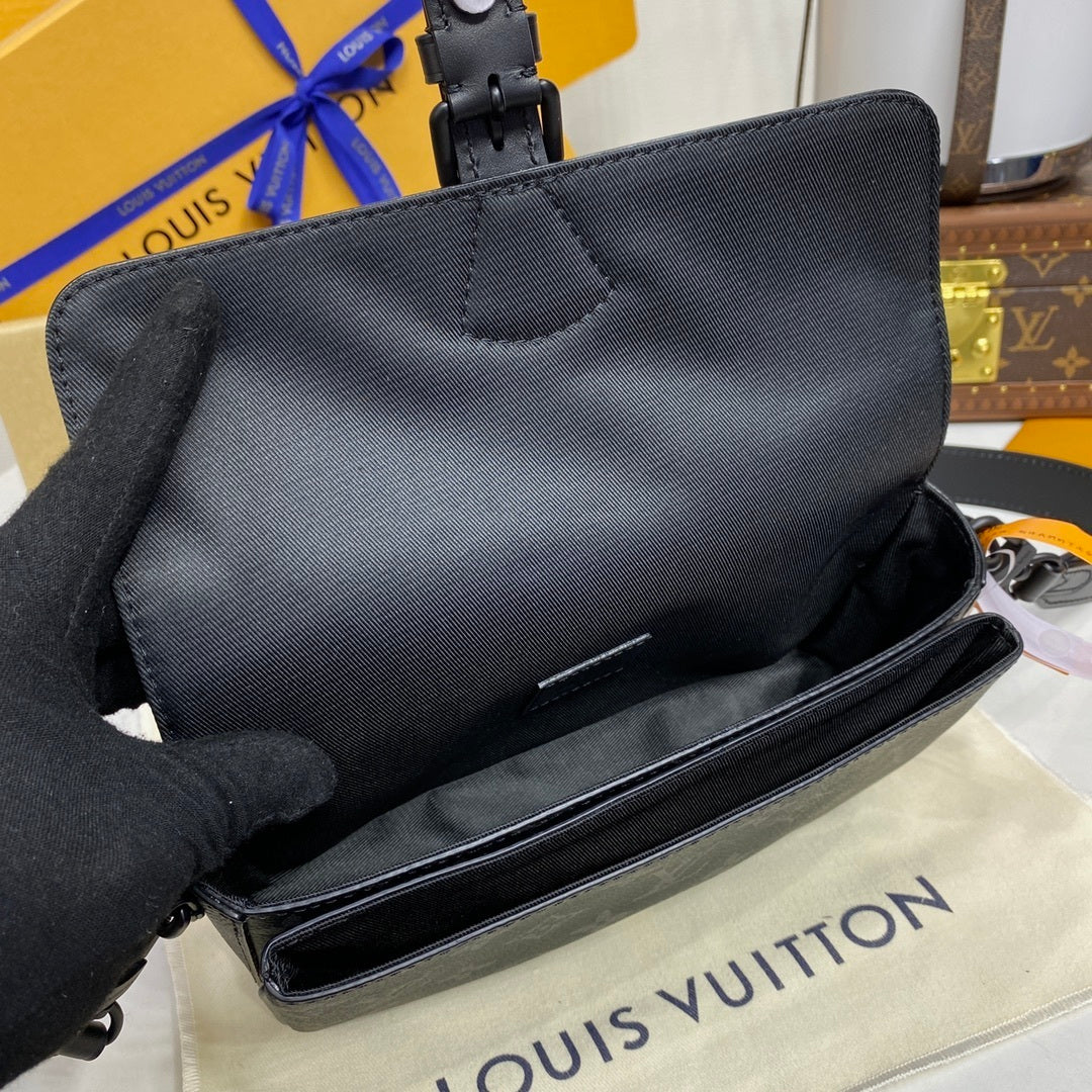 Louis Vuitton Montsouris Mini Handbag
